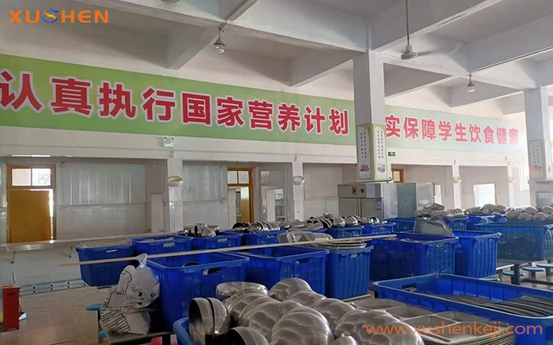 學(xué)校洗碗機(jī)，長(zhǎng)龍式洗碗機(jī)，商用洗碗機(jī)廠家