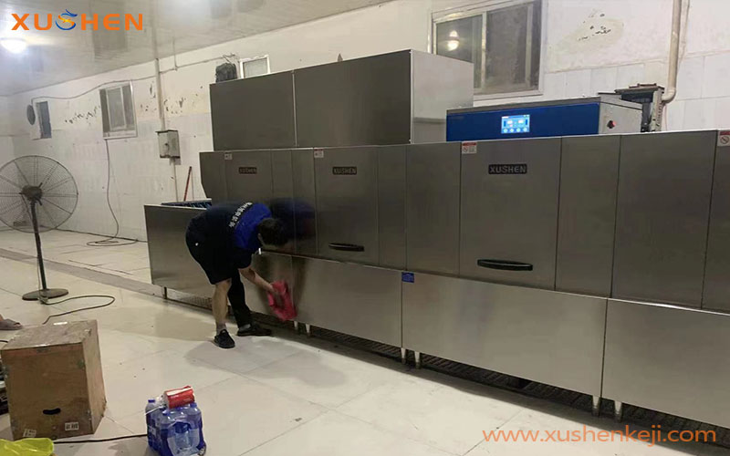 大型洗碗機(jī)，長龍式洗碗機(jī)，洗碗機(jī)廠家定制